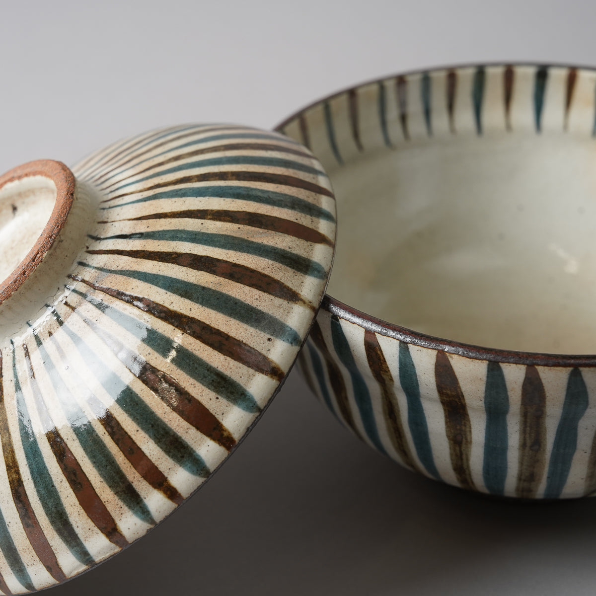 波佐見焼 錆十草 蓋物 13cm [数量限定] Saikai Studio1156