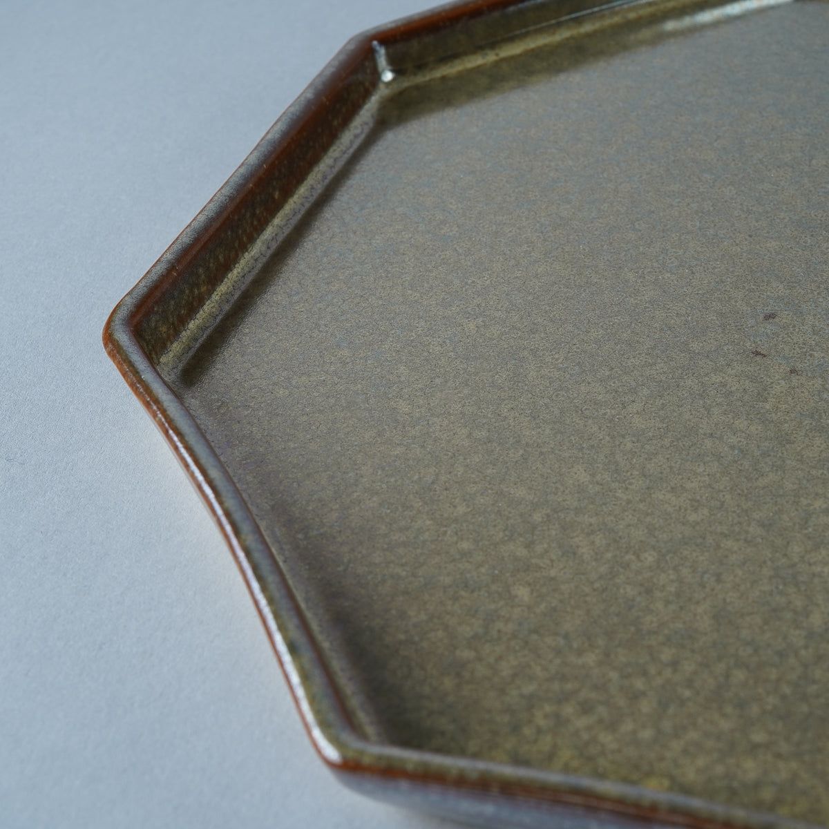 美濃焼 アニス 八角プレート MG 24cm 作山窯 - Studio1156 – 【公式