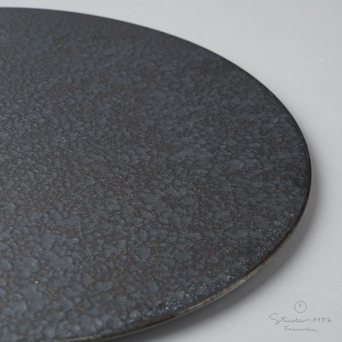 有田焼 丸板皿 フラットプレート(S) 18.5cm 晶 Touetsu Studio1156