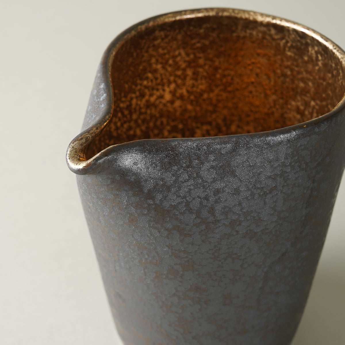 有田焼 晶掛分内金 片口酒器(大) 300ml 陶悦窯 - Studio1156