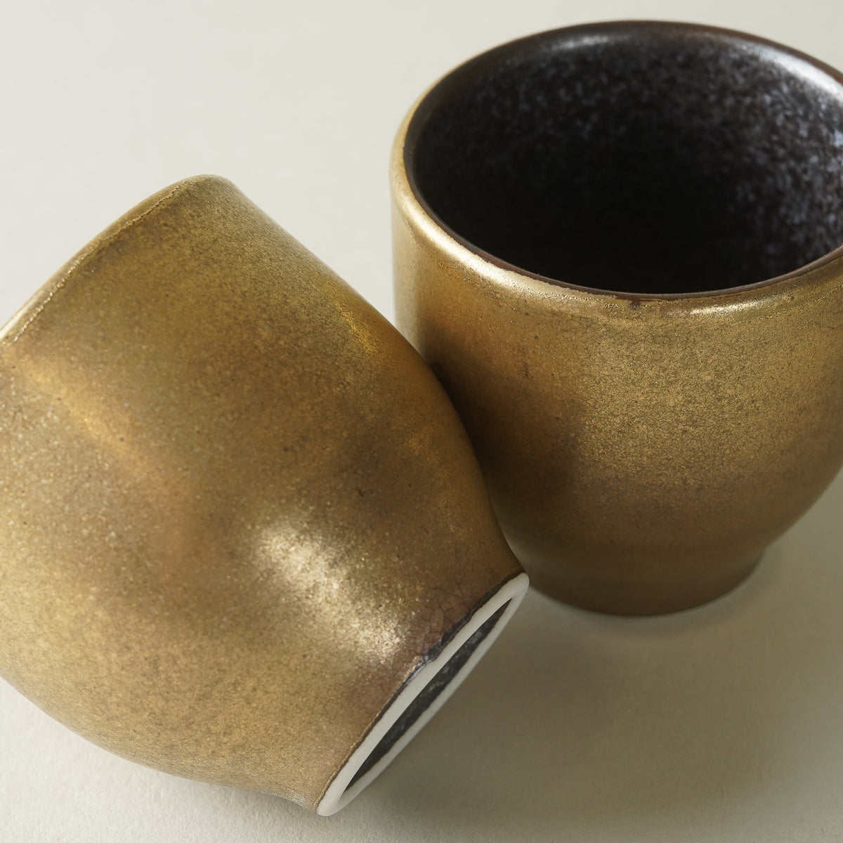 有田焼 黒柚子 ぐい呑み 50ml [金/銀] Touetsu Studio1156