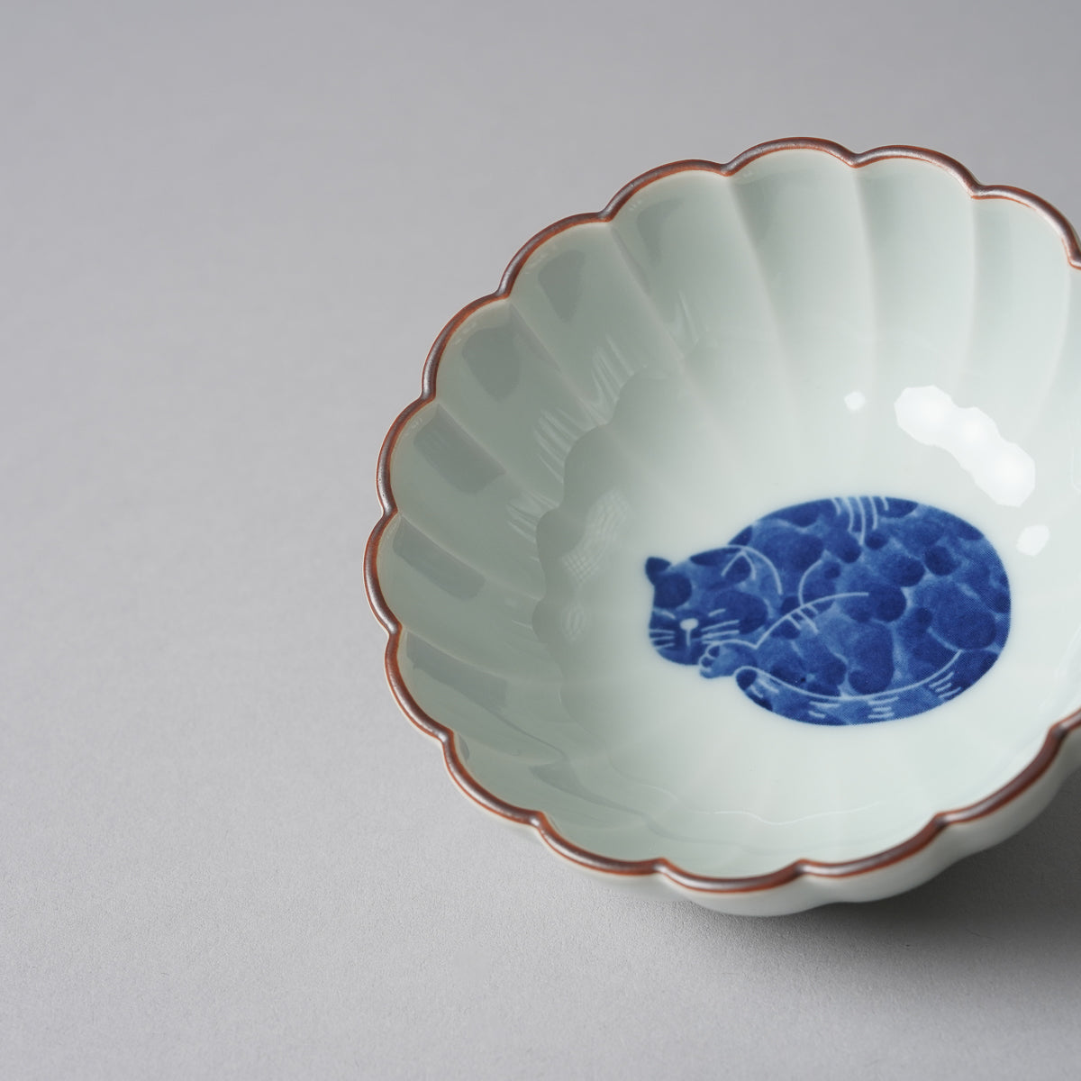 波佐見焼 染付 呉須猫 菊割小付 豆鉢 9cm [4 Patterns] - Studio1156