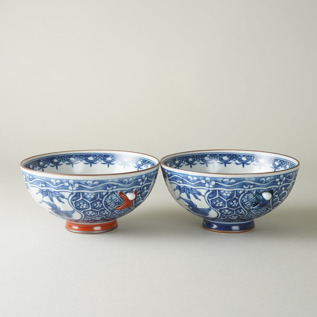 波佐見焼 染付 祥瑞鳳凰一閑人 菊彫ご飯茶碗 12cm Takayama Studio1156