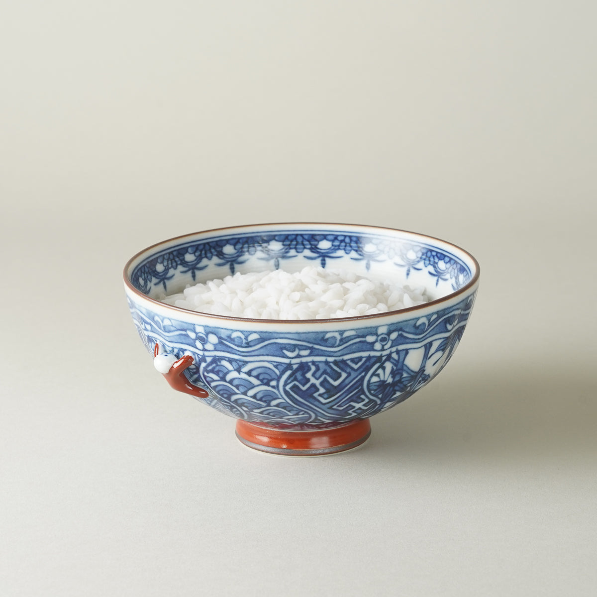 波佐見焼 染付 祥瑞鳳凰一閑人 菊彫ご飯茶碗 12cm 高山陶器 - Studio1156