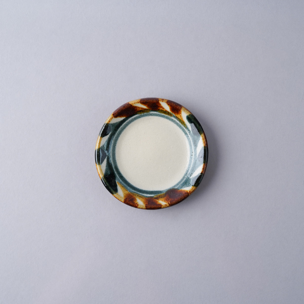 壺屋焼 やちむん 唐草 三寸皿 9.5cm デイゴ唐草 Toushin Studio1156