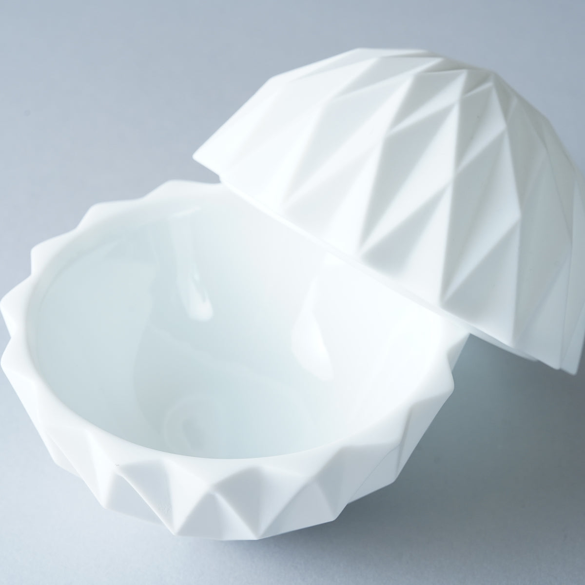 有田焼 白マット ダイヤ彫 ボウル w/ Lid 10cm Yamahei Studio1156