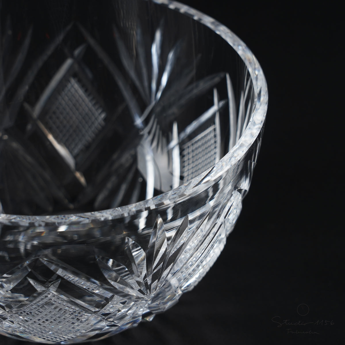 ガラス食器 セミクリスタル 切子ハンドカット 飛鳥 中鉢 12cm [廃番特価品] Yoshinuma-glass Studio1156