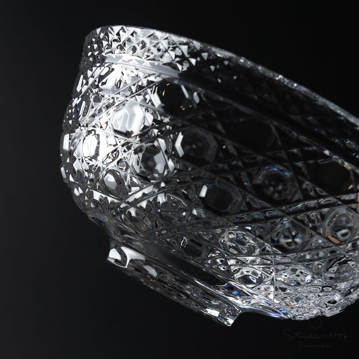 ガラス食器 クリスタル 切子ハンドカット 篭目切子中鉢 13.5cm [廃番特価品] Yoshinuma-glass Studio1156