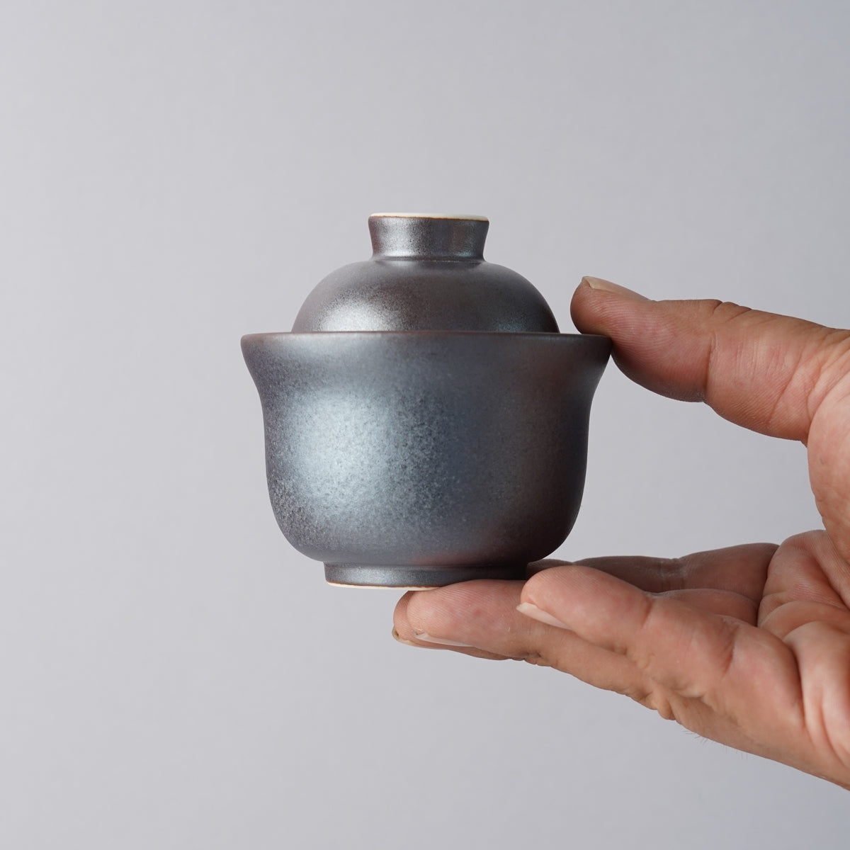 有田焼 鉄釉 小蓋物 8cm/130ml 瑞峯窯の通販｜Studio1156 – 【公式