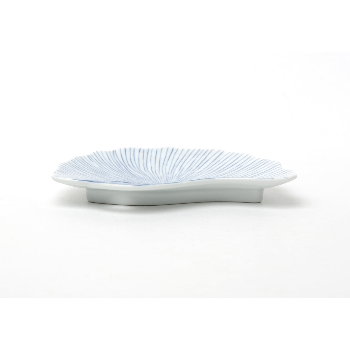 有田焼 染付 糸十草 イチョウ型銘々皿 13cm Kouraku Studio1156