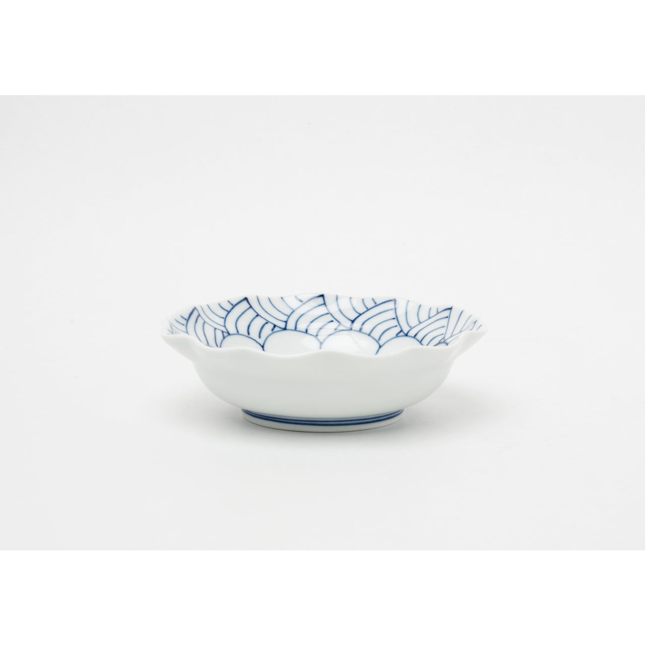 有田焼 染付 菊割青海波 四寸深皿 12.5cm Teizan Studio1156