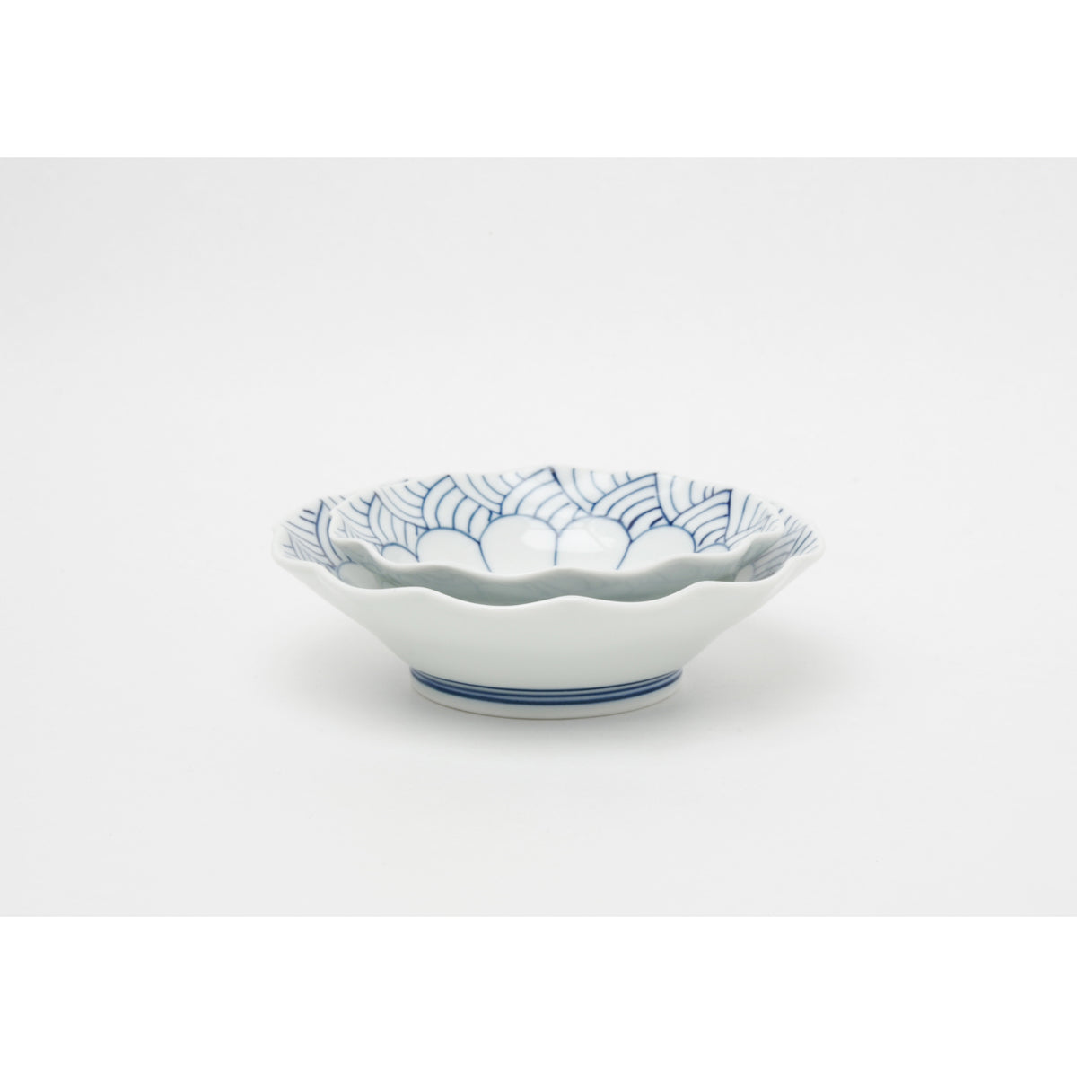 有田焼 染付 菊割青海波 四寸深皿 12.5cm Teizan Studio1156