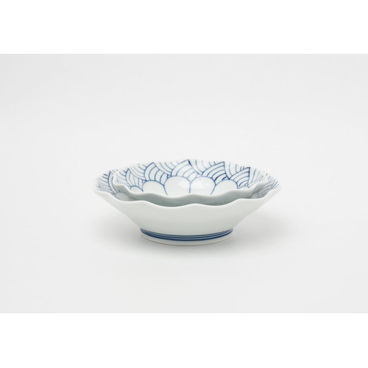 有田焼 染付 菊割青海波 四寸深皿 12.5cm Teizan Studio1156