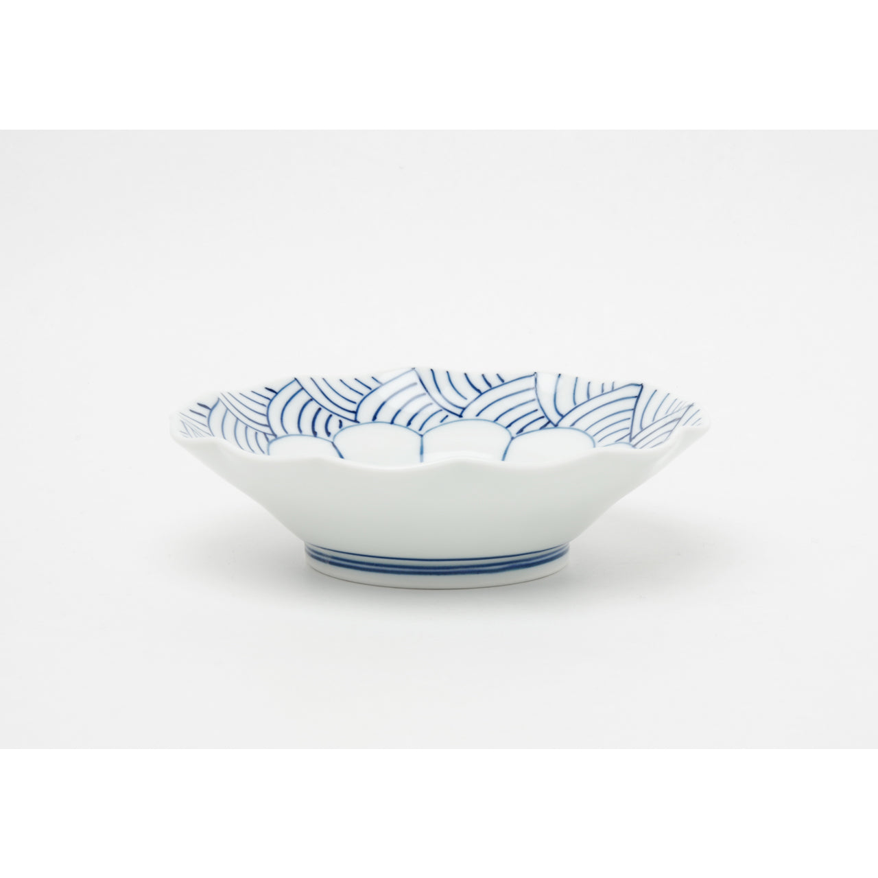 有田焼 菊割青海波 4.5寸深皿 15cm Teizan Studio1156
