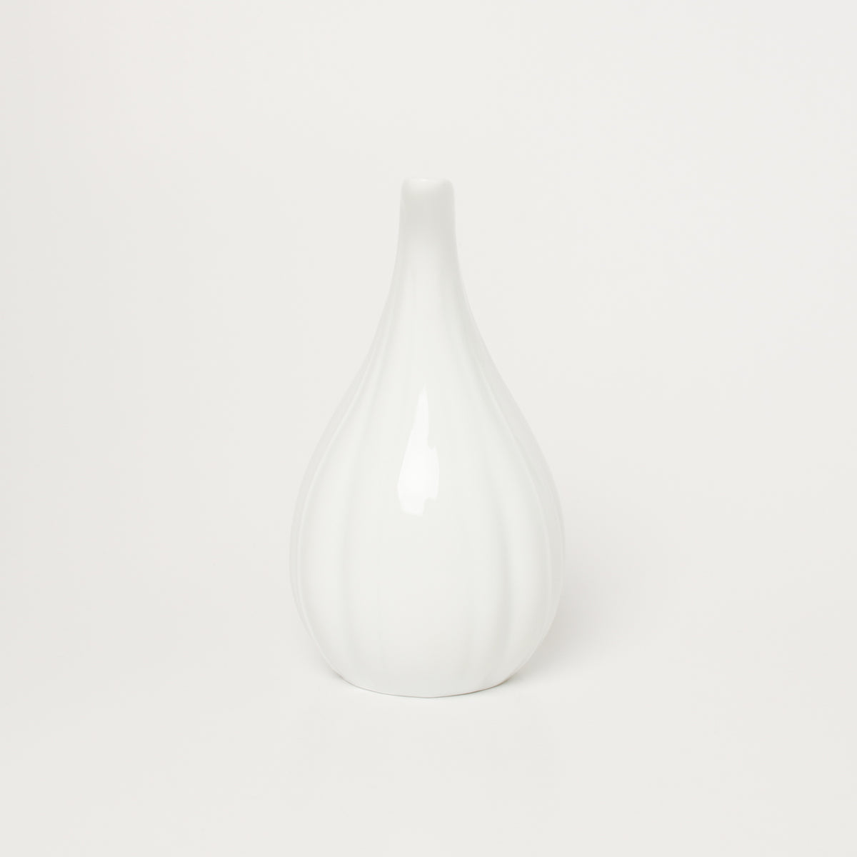 波佐見焼 白 彫 一輪挿し 15cm Korin Studio1156