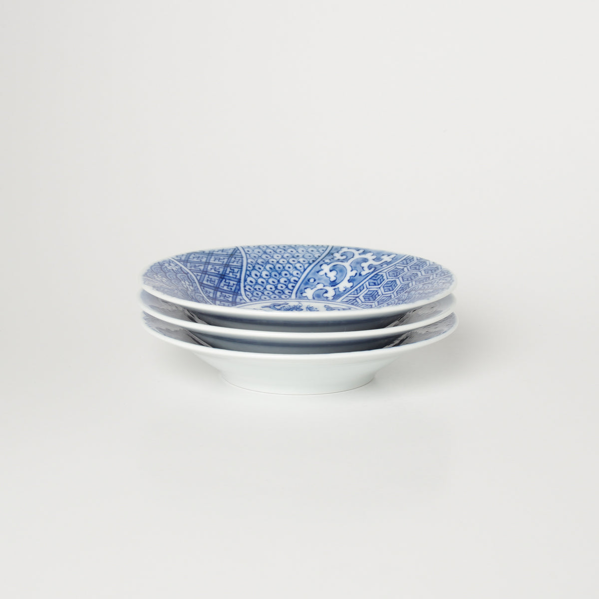 有田焼 染付草花祥瑞 四寸小皿 12cm Kouraku Studio1156