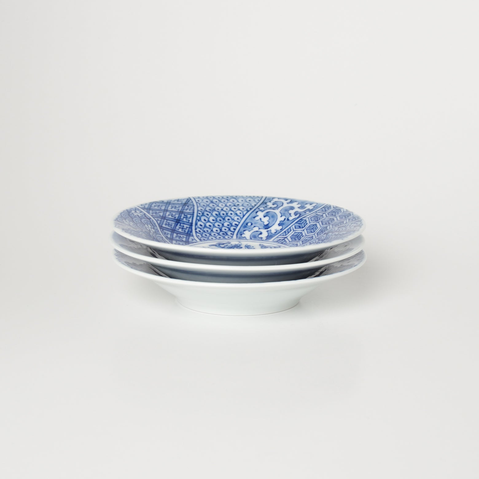 有田焼 染付草花祥瑞 四寸小皿 12cm Kouraku Studio1156