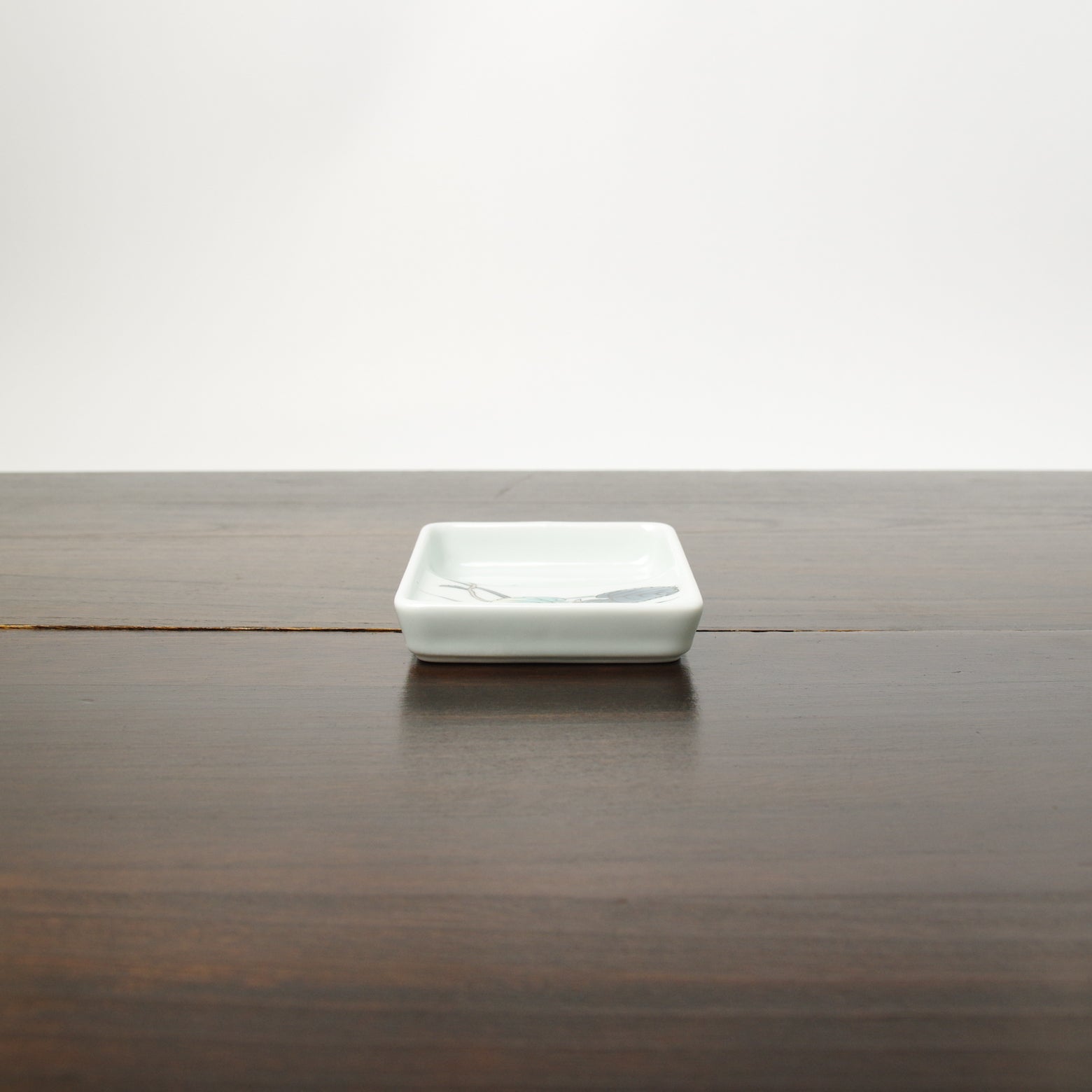 有田焼 錦 硯型醤油皿(野苺A) 10cm Ojiyama 豆鉢・小付 -9.9cm Studio1156