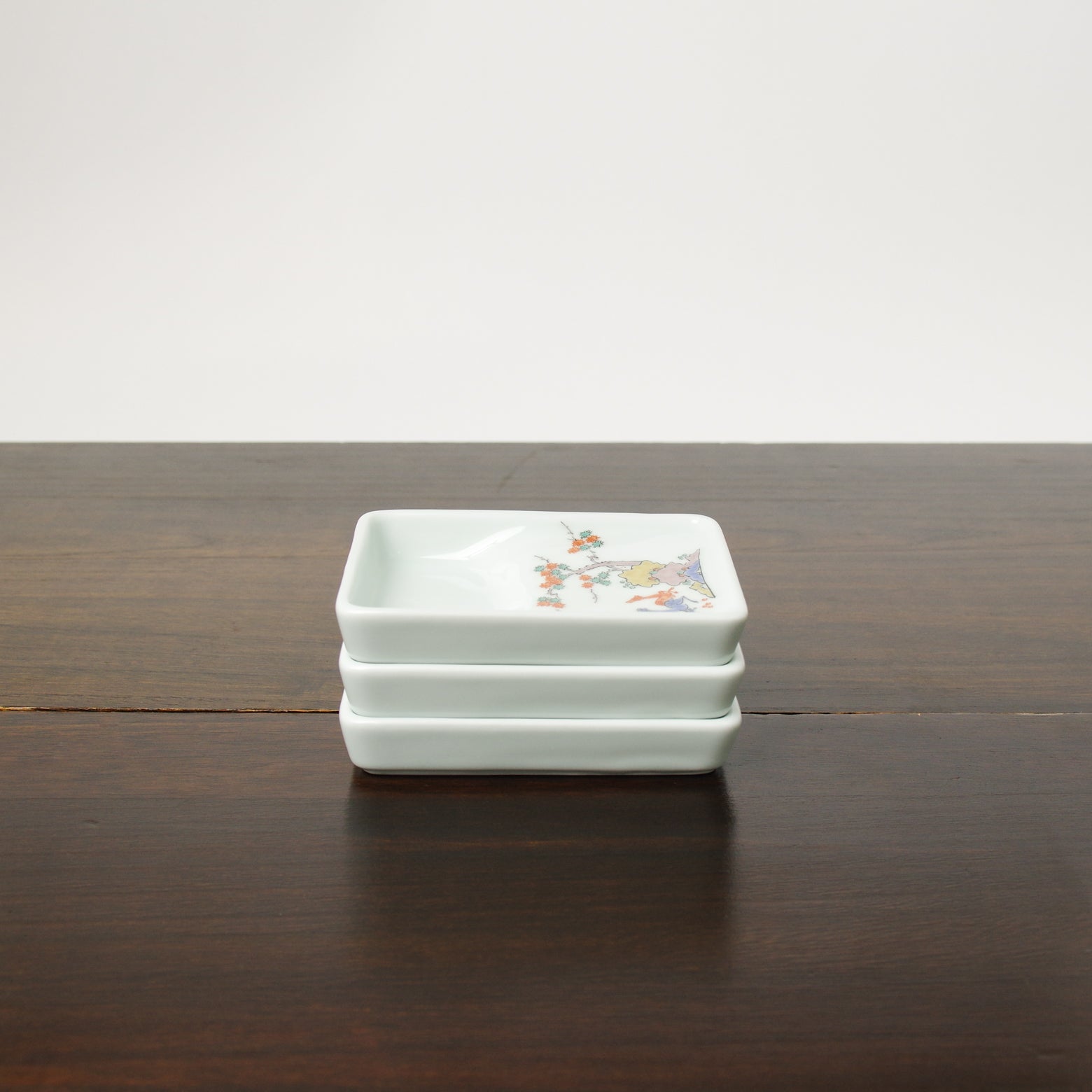有田焼 錦 硯型醤油皿(もみじ鹿) 10cm Ojiyama Studio1156