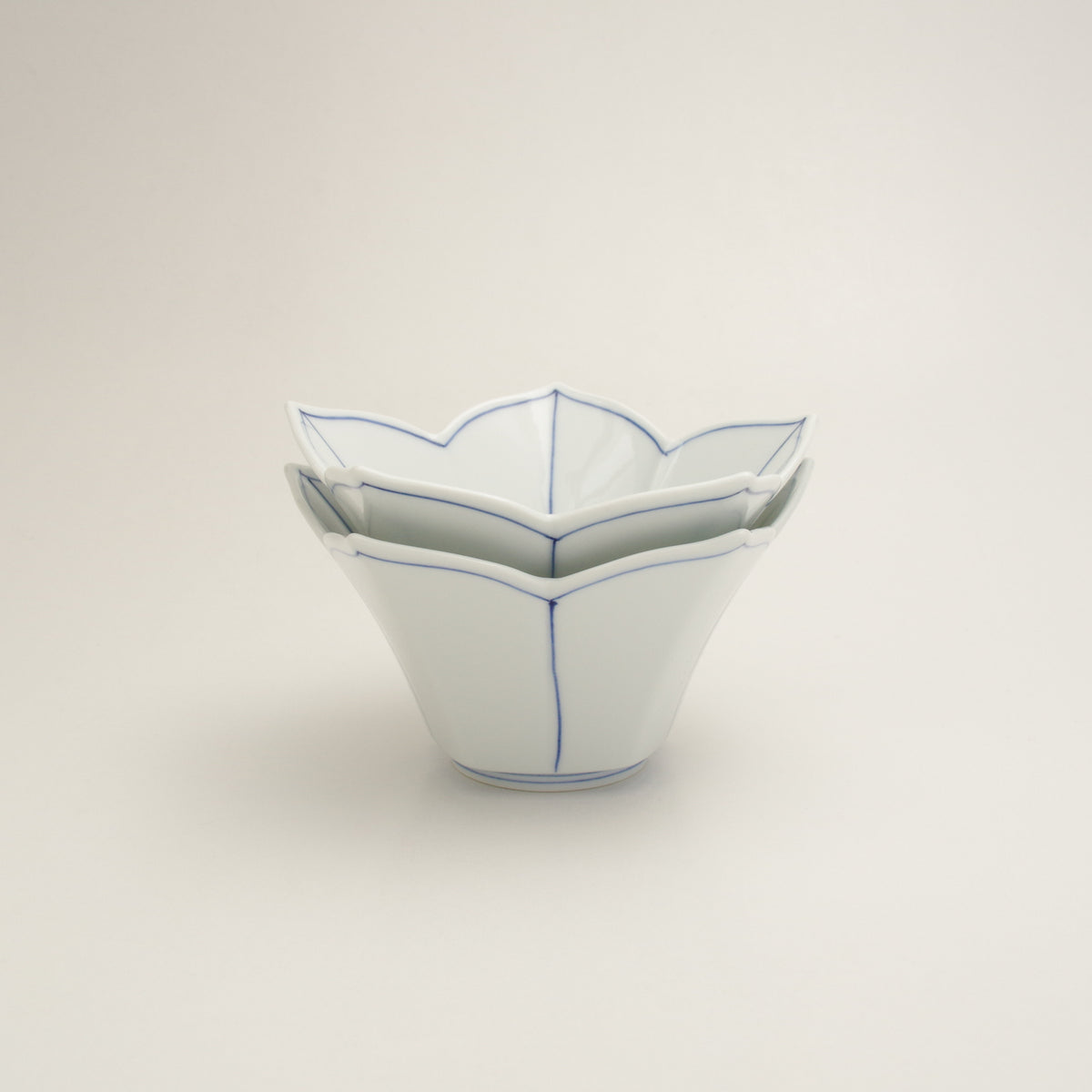 波佐見焼 桔梗筋 桔梗型反小鉢(青) 12.5cm Korin Studio1156