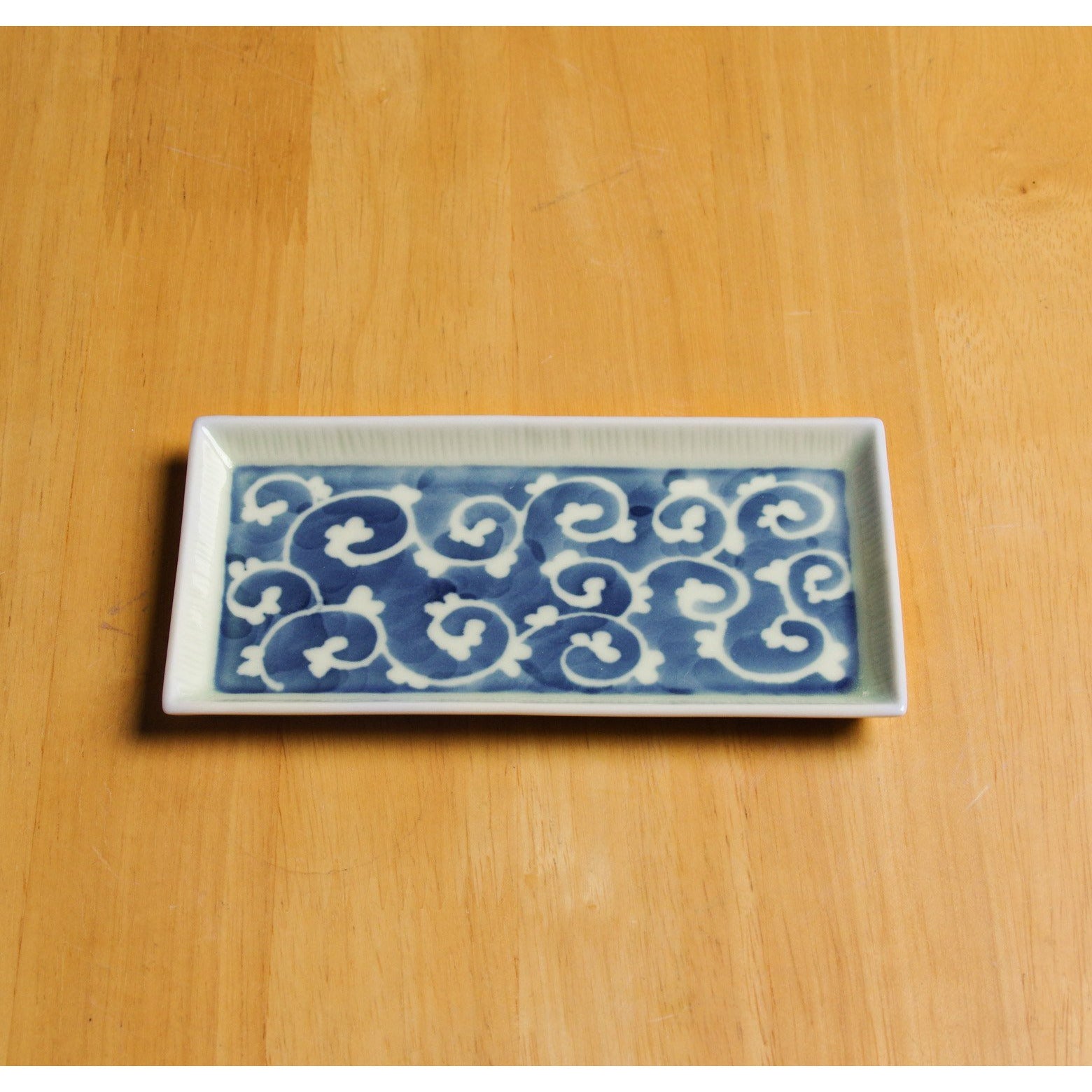 有田焼 Combo 長角プレート皿(S) 染唐草 15cm Bunzan Studio1156