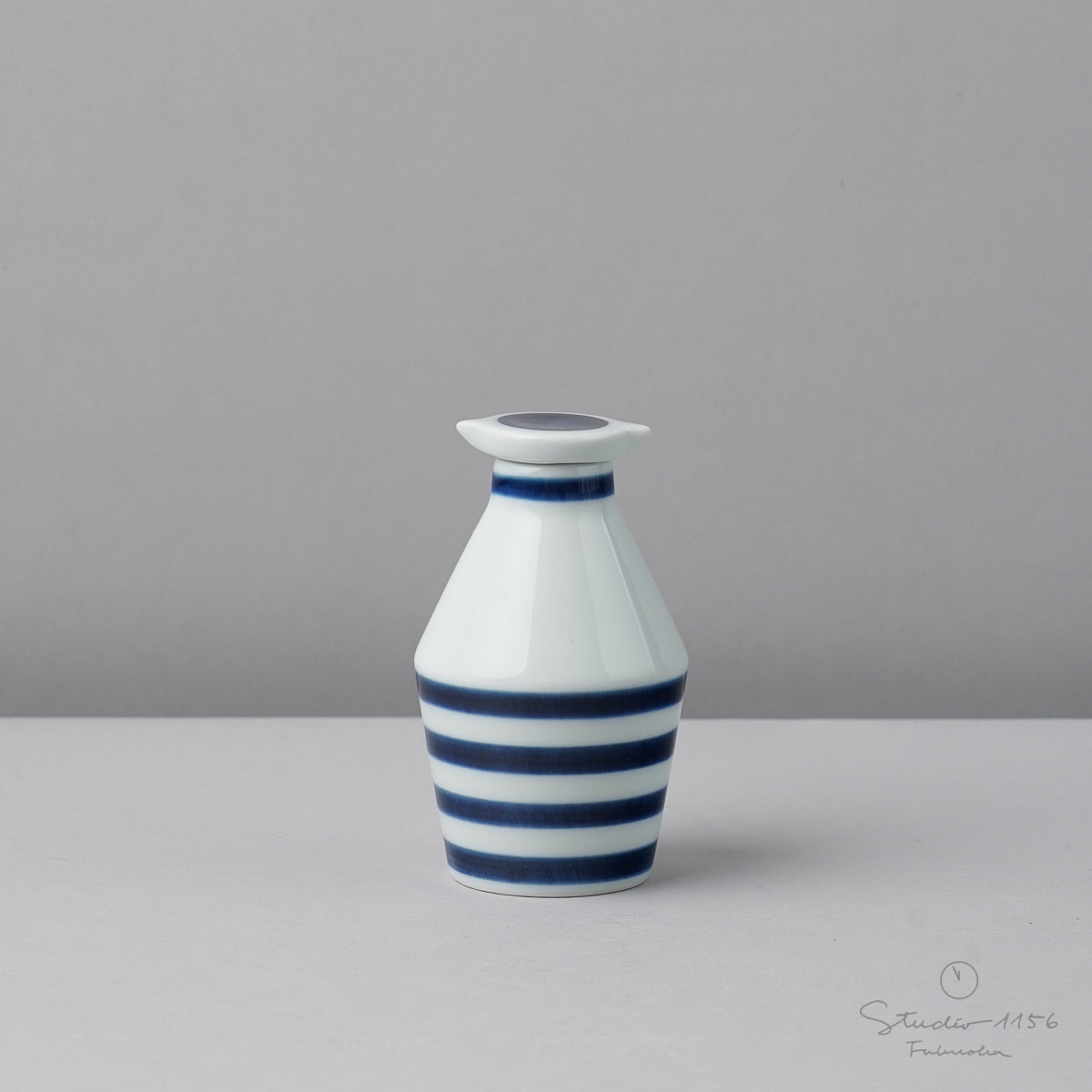 波佐見焼 es soy pot (L) 醤油さし 100ml ボーダーブルー essence Studio1156