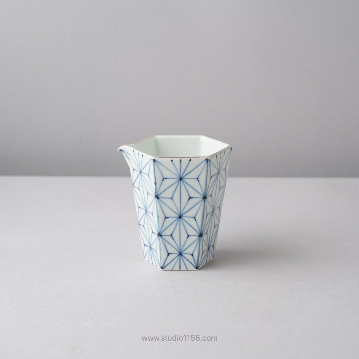 有田焼 銀彩染付 六角片口酒器 200ml 銀彩染付 麻の葉 Fukuju Studio1156