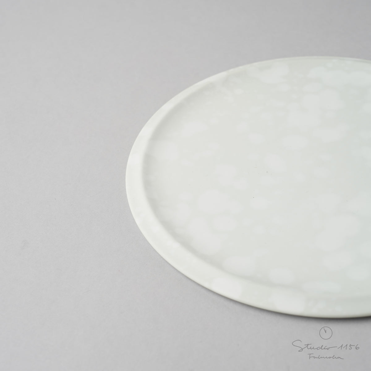 伊万里焼 フラットプレート w/ Rim 19.5cm