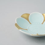 伊万里焼 モイスト 金彩 梅型 小皿 12cm Hataman Studio1156