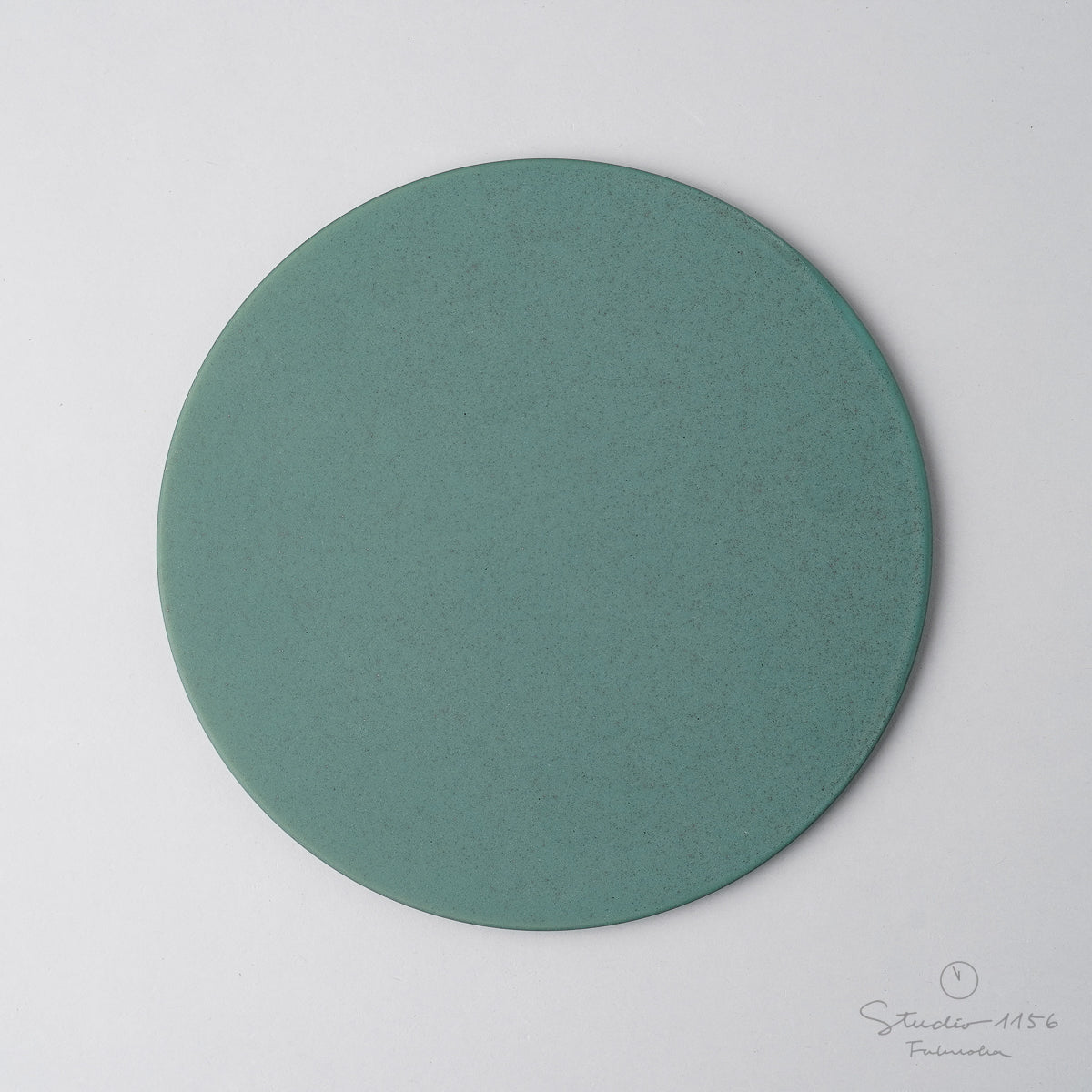 伊万里焼 極フラットプレート(M) 19.5cm 緑斑紋 Hataman Studio1156