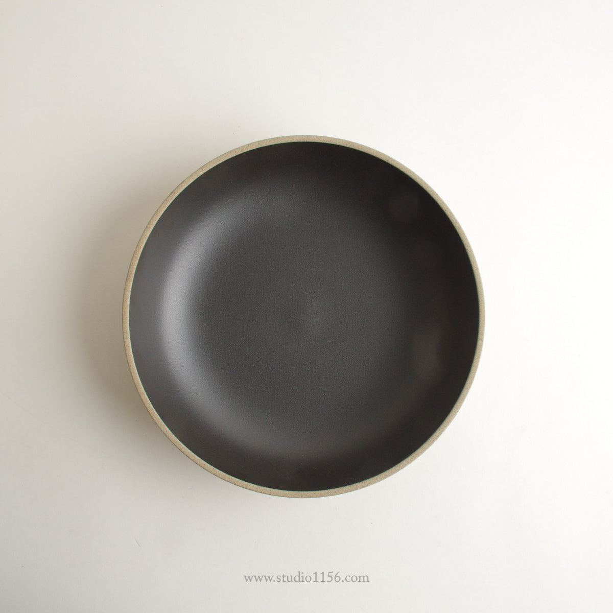 波佐見焼 HASAMI PORCELAIN ラウンドボウル(L) 22cm Black(HPB033) HASAMI PORCELAIN Studio1156