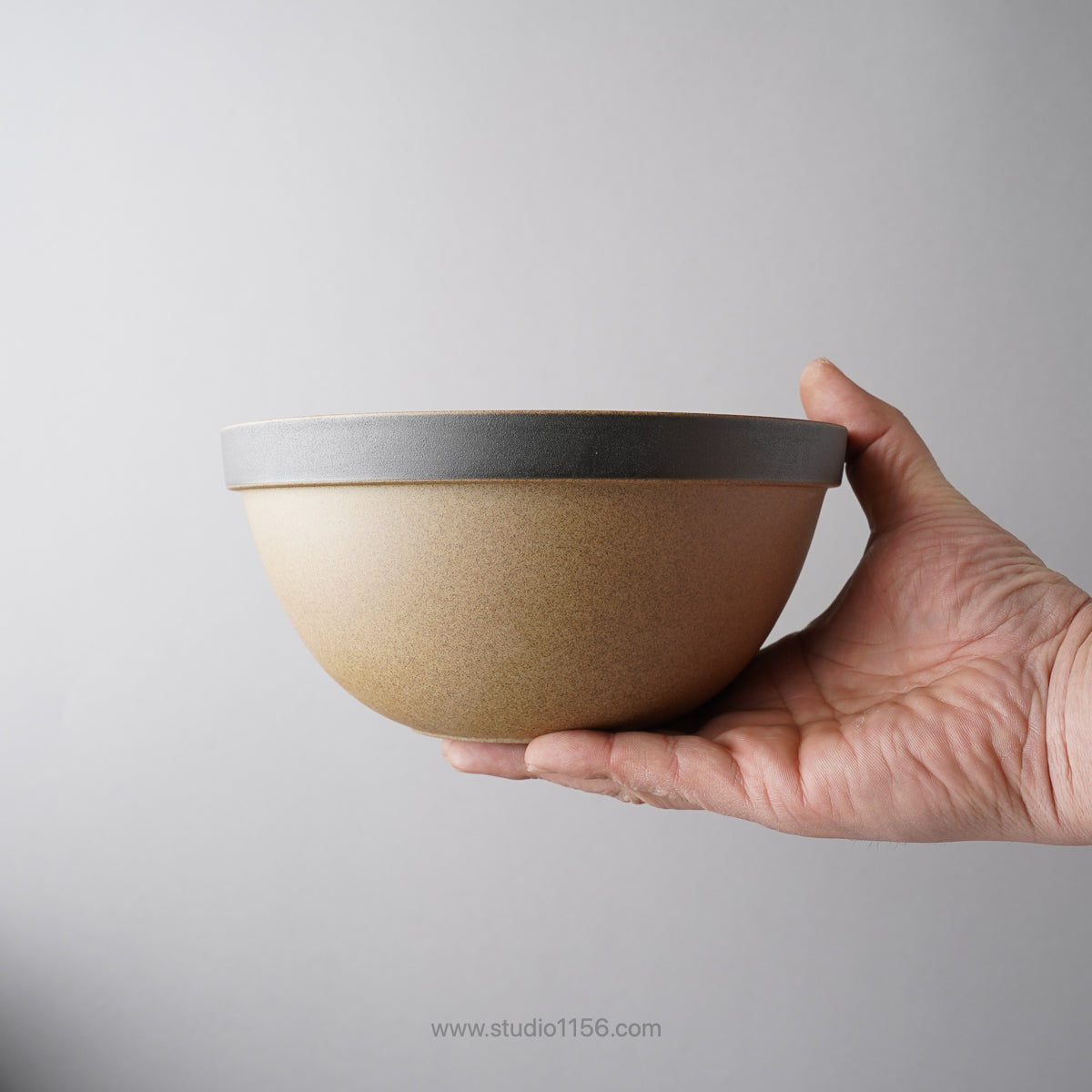 波佐見焼 HASAMI PORCELAIN ディープラウンドボウル(M) 18.5cm HASAMI PORCELAIN Studio1156