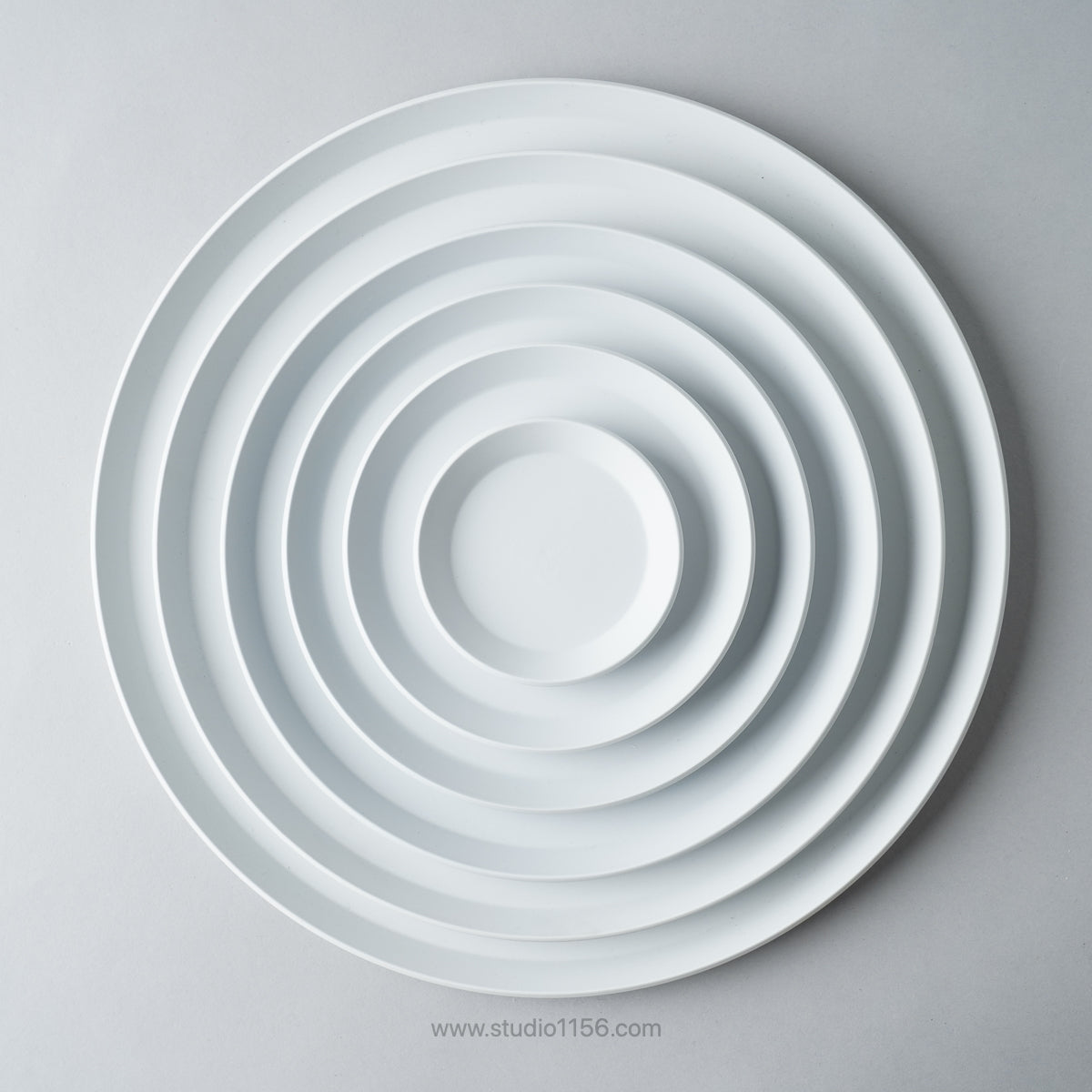 有田焼 ラウンドプレート グレー / TY Round Plate Plain Gray 1616 / Arita Japan Studio1156