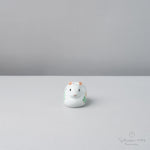 有田焼 干支置物 卯 7.5cm [オリジナル木台付] Kouraku Studio1156
