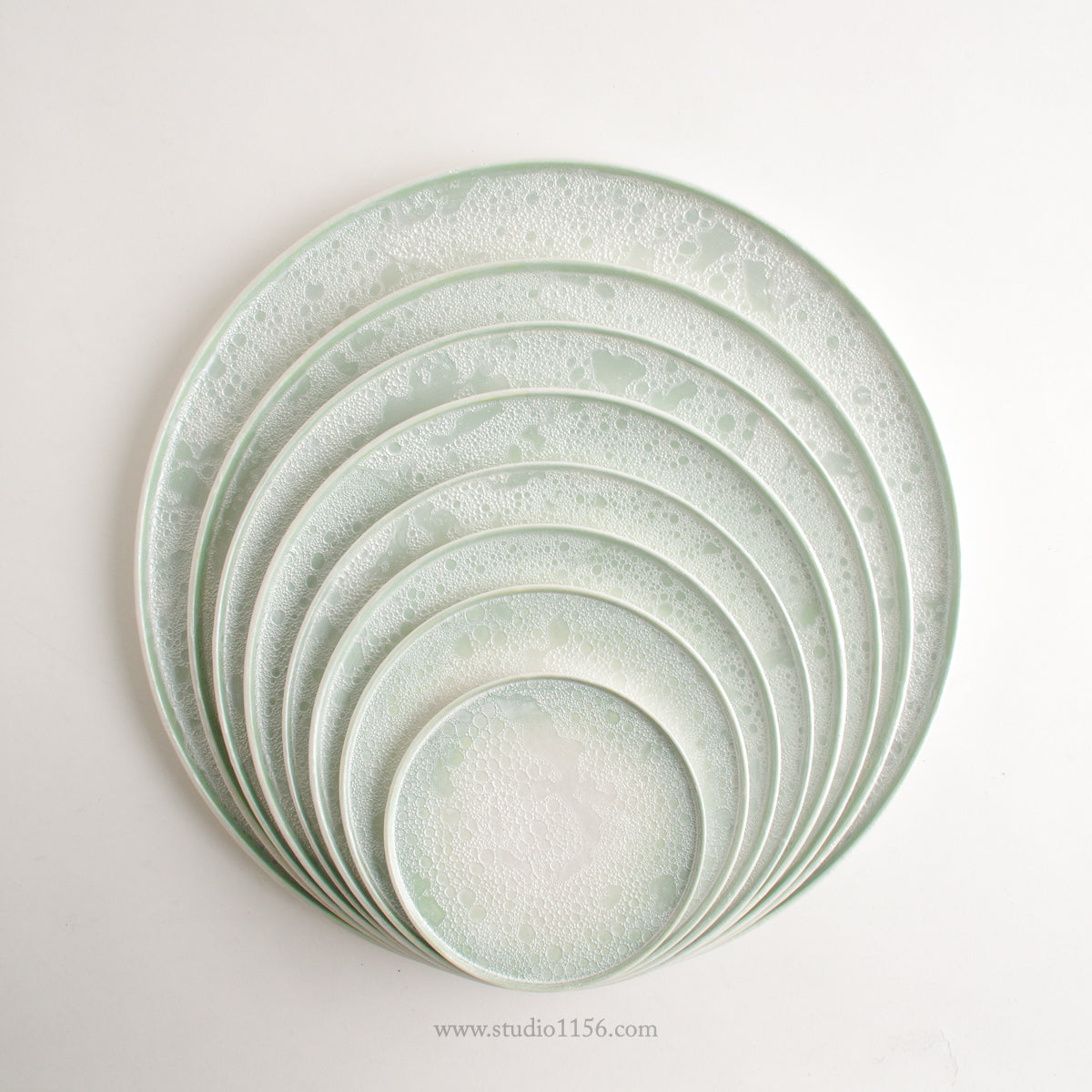 光峰 あいだ  有田焼 frameプレート 26cm [強化磁器] AHJ ARITA HASAMI JAPAN