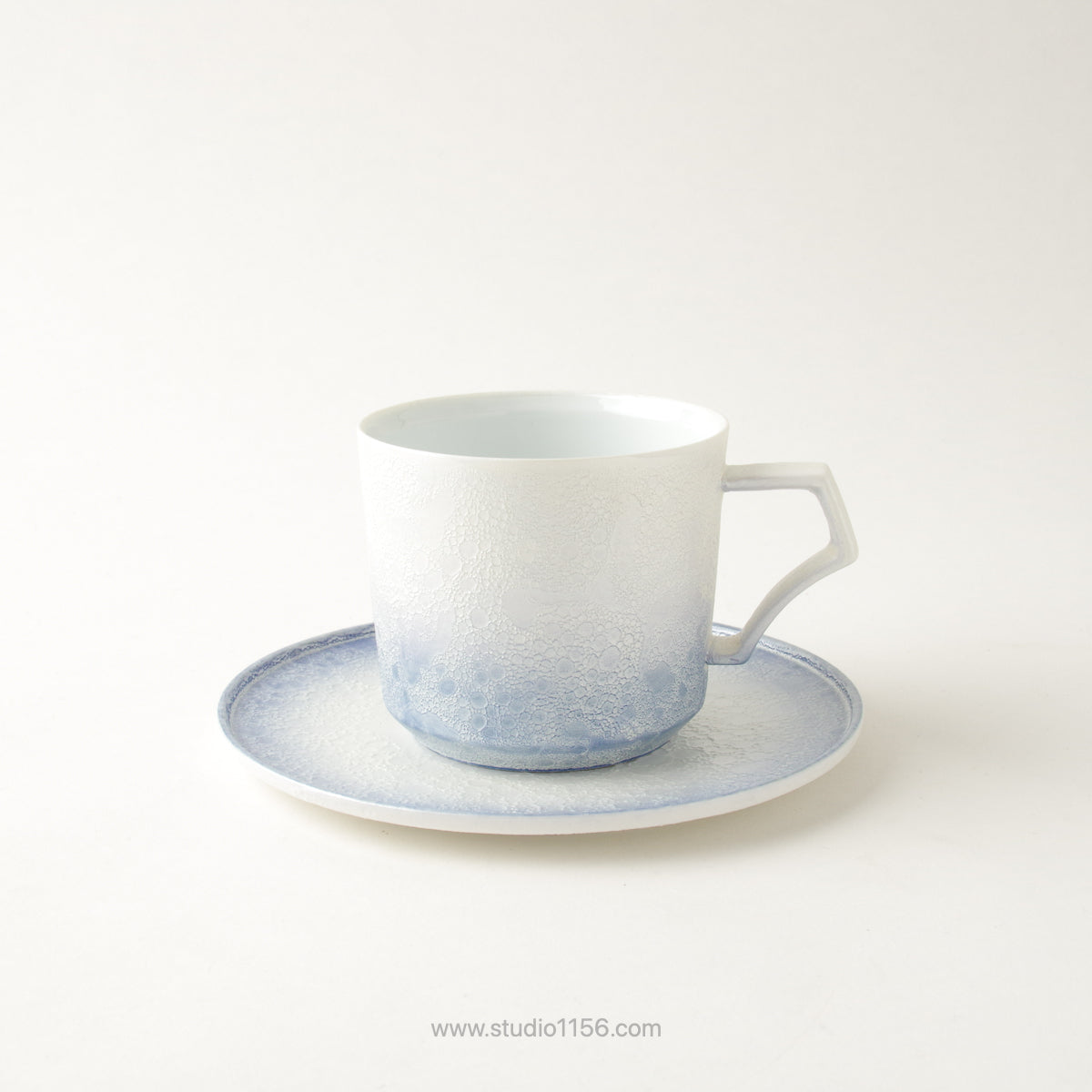 有田焼 [強化磁器] frameコーヒーカップ 200ml AHJ 渕青白 ARITA HASAMI JAPAN Studio1156