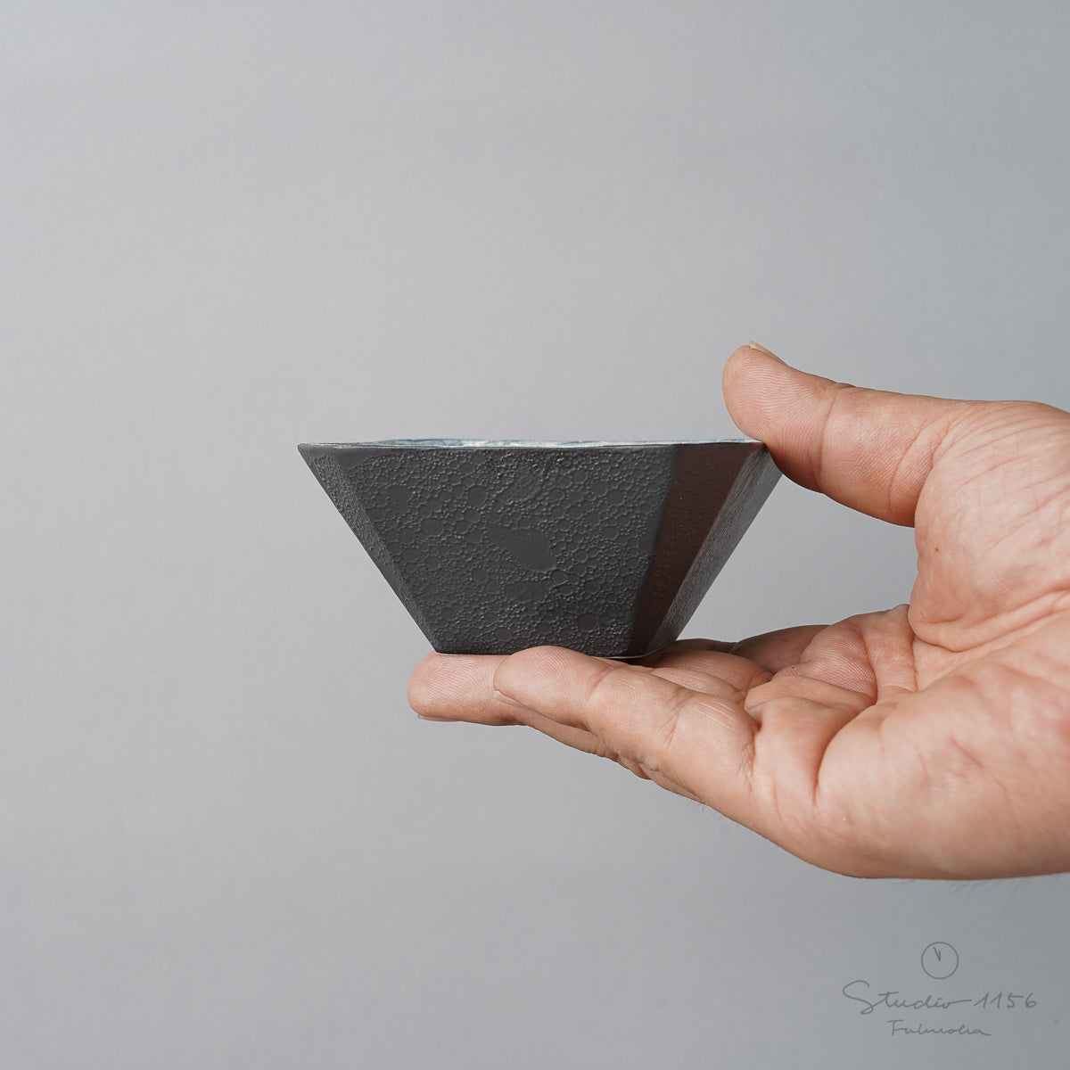 有田焼 隅切豆小鉢 9cm 吉右エ門製陶所の通販｜Studio1156 – 【公式