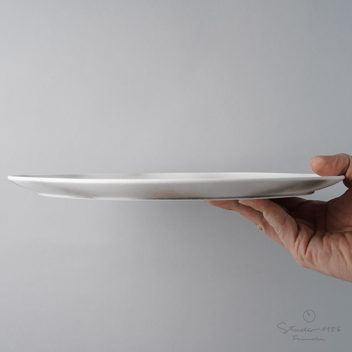 有田焼 スムースプレート 灰吹刷毛塗 Smooth Plate [強化磁器] Kichiemon Studio1156