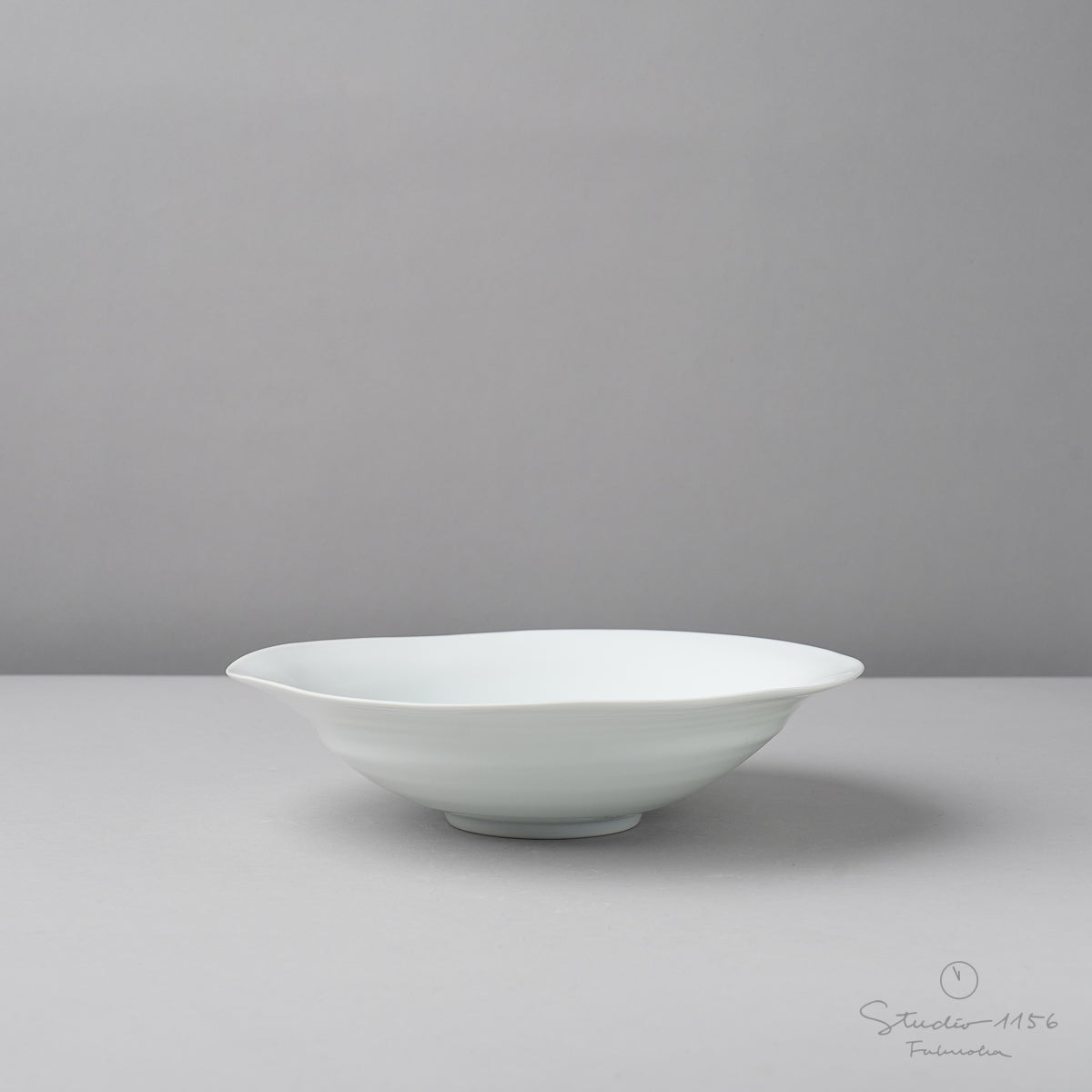 波佐見焼 白磁 薄手中鉢 19cm Koushun Studio1156