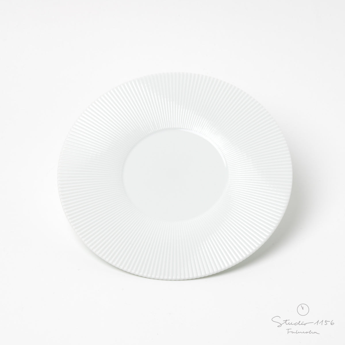 有田焼 白磁 鎬 プレート (S) 15cm