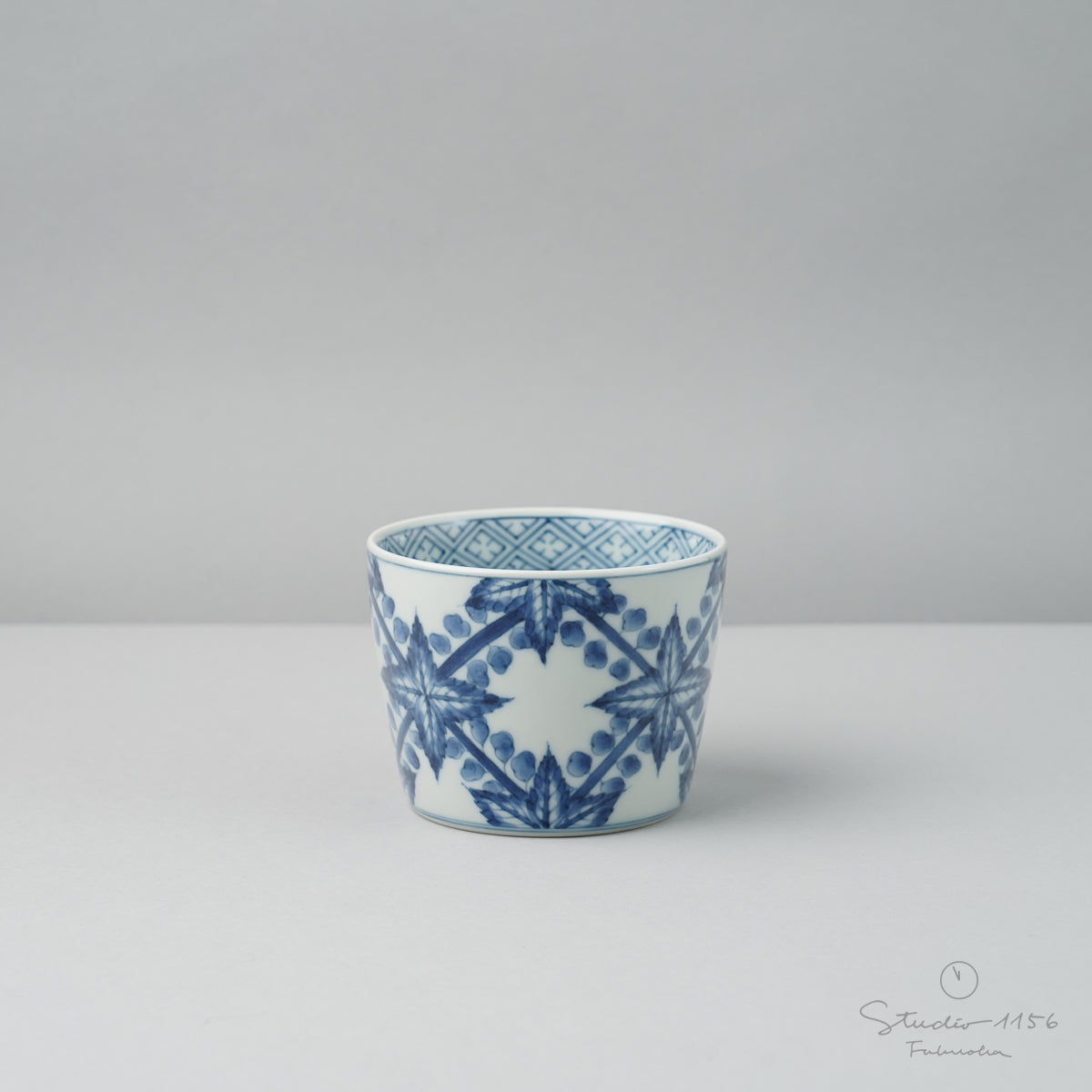 有田焼 染付 藤菱繋ぎ紋 そば猪口(大) 220ml Riso Studio1156