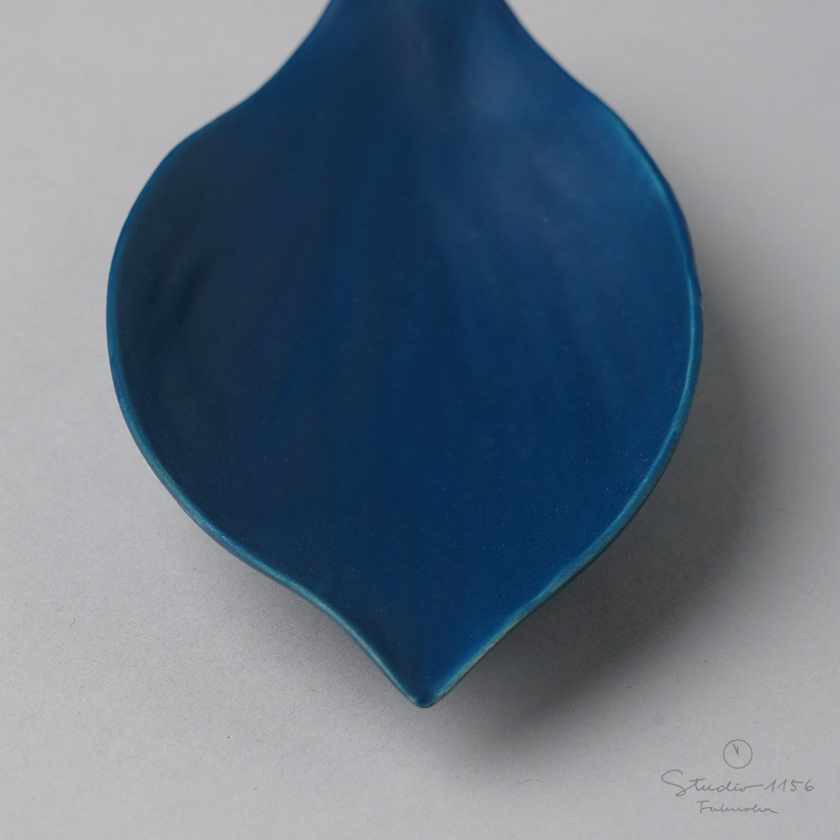 有田焼 蓮花弁小皿 14.5cm [強化磁器]
