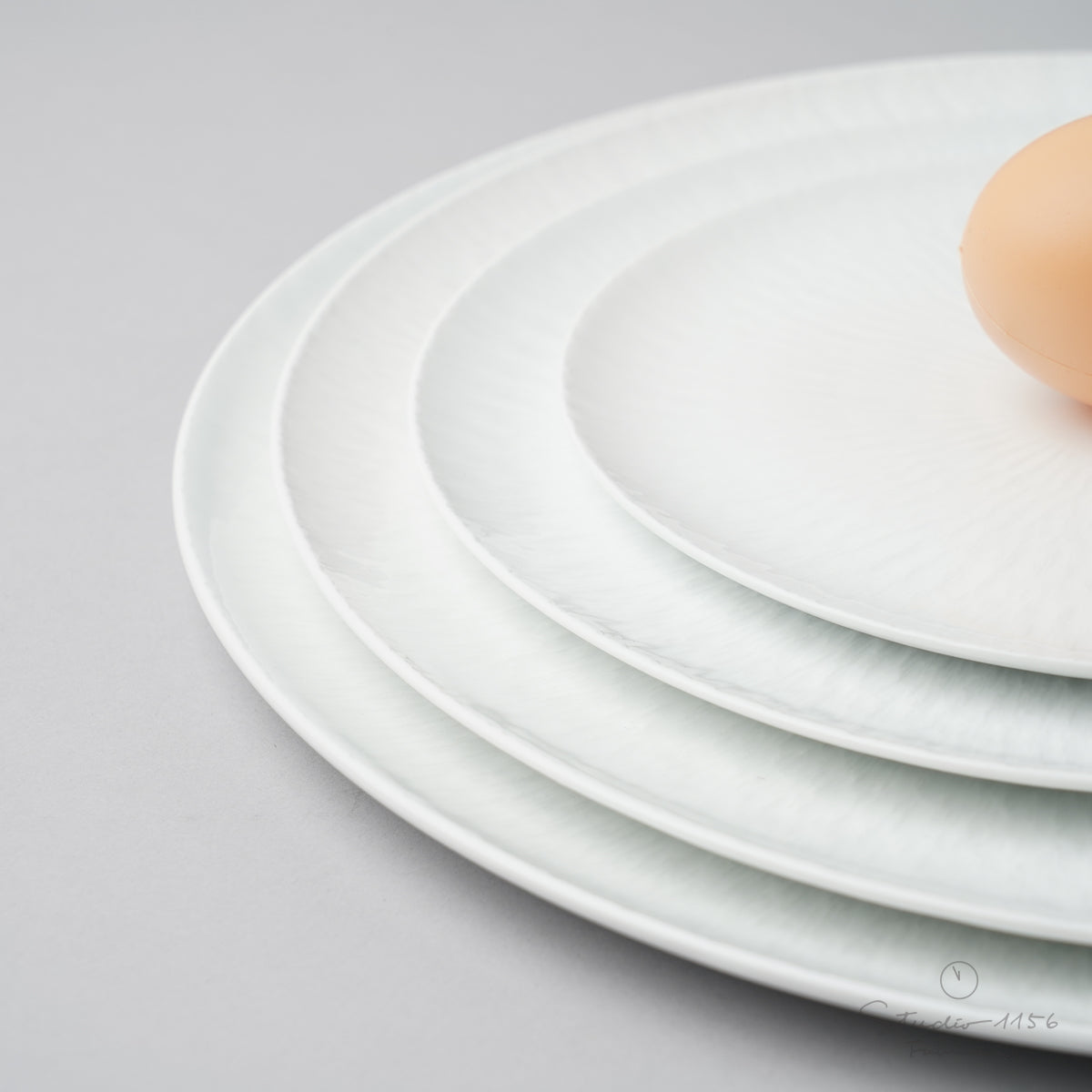 有田焼 飛鉋 フラットプレート(M) 21cm [強化磁器] 李荘窯の通販