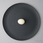 有田焼 飛鉋 フラットプレート(XL) 29.5cm [強化磁器] 黒墨 Riso Studio1156