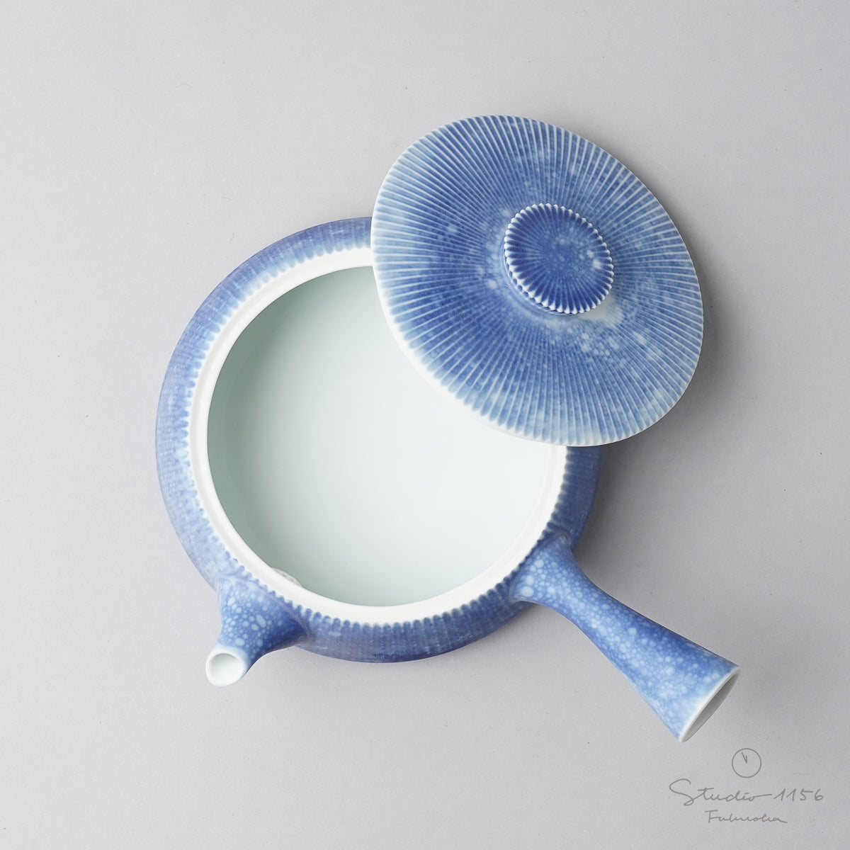 有田焼 コスモ 鎬茶器揃 平急須と台皿付仙茶碗