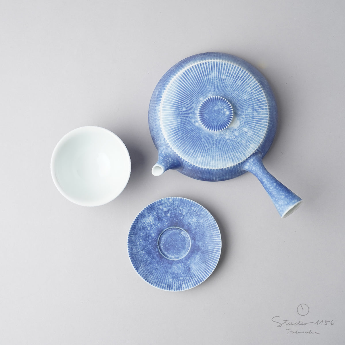 有田焼 コスモ 鎬茶器揃 平急須と台皿付仙茶碗