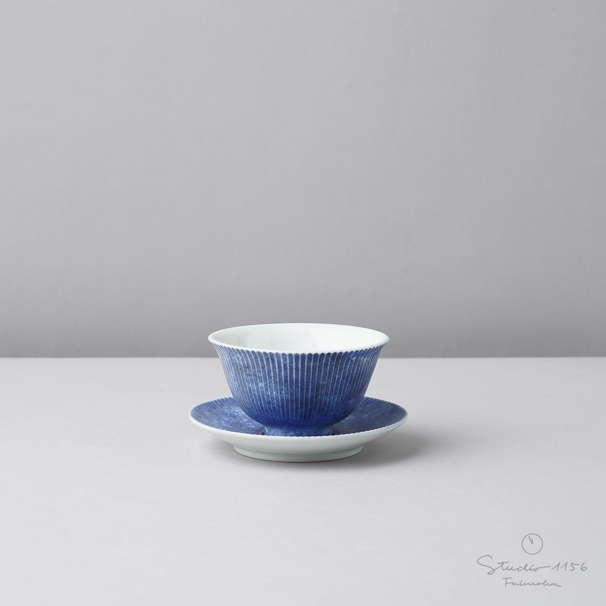 有田焼 コスモ 鎬茶器揃 平急須と台皿付仙茶碗