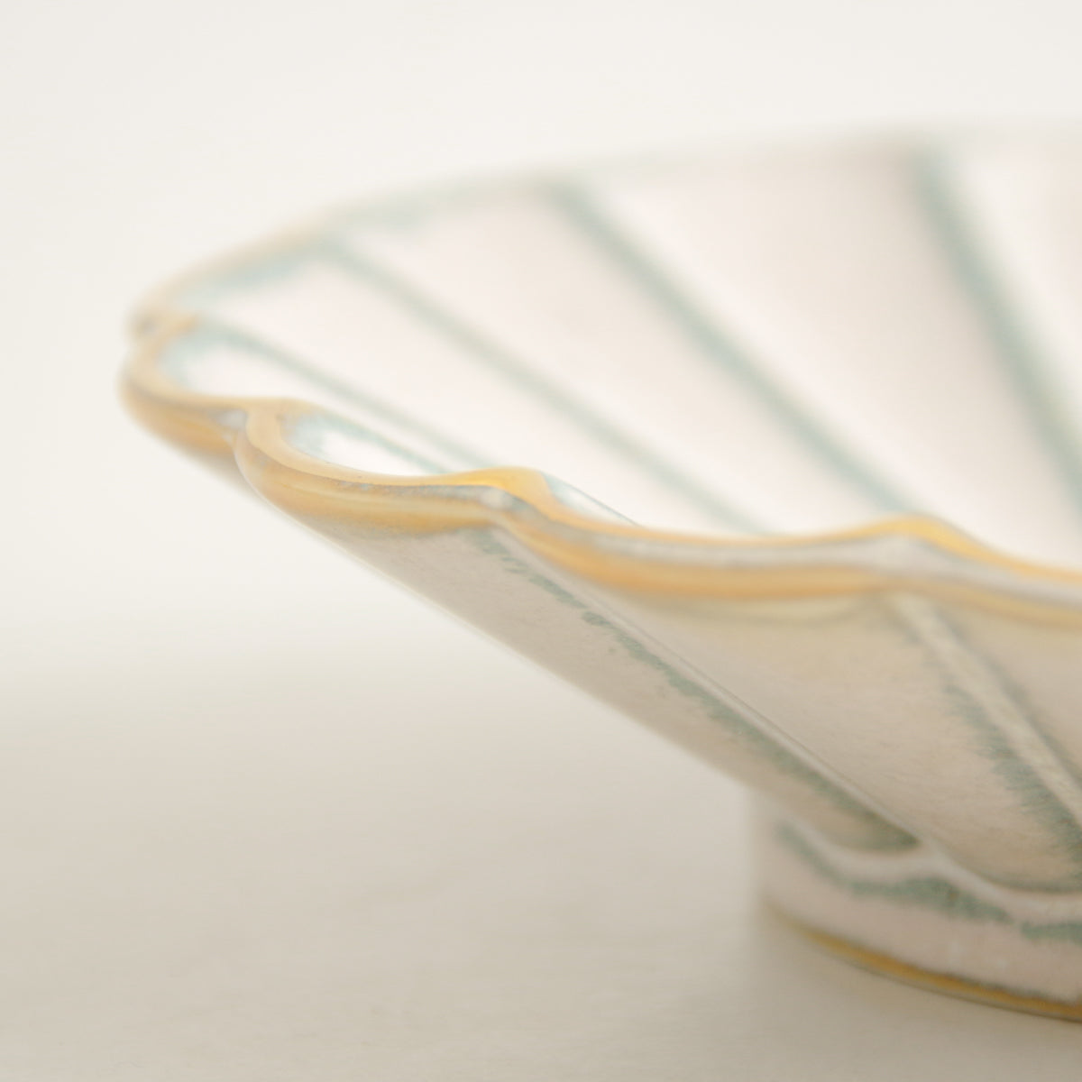 有田焼 菊割輪花皿 14cm [全9種] Toetsu 小皿・取り皿 10-14.9cm Studio1156