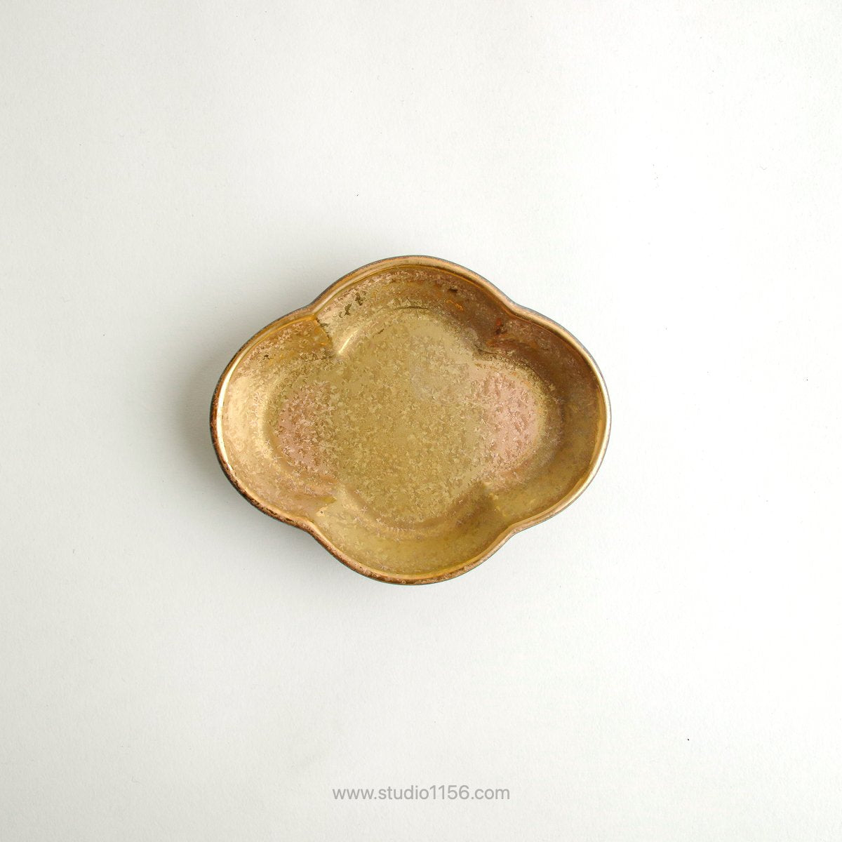 有田焼 木瓜型小皿 10.5cm 黒柚子銅 Touetsu Studio1156