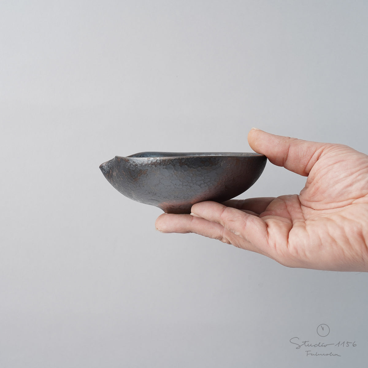 有田焼 片口浅小鉢 13cm Touetsu Studio1156